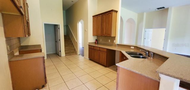 2196 LAUREL BLOSSOM CIRCLE, Ocoee, FL 34761