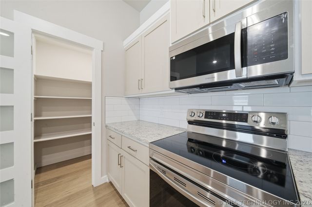 14647 E 39th Place S, Tulsa, OK 74134