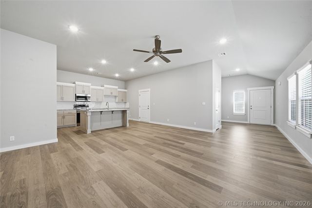 14647 E 39th Place S, Tulsa, OK 74134