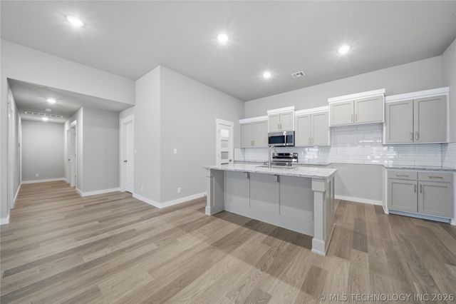 14647 E 39th Place S, Tulsa, OK 74134