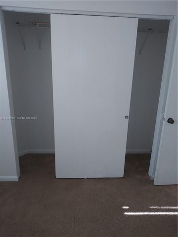 3437 NW 44th St 104, Oakland Park, FL 33309