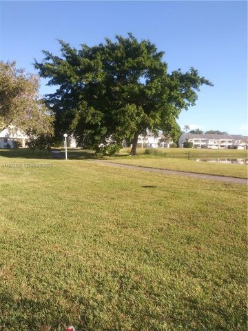 3437 NW 44th St 104, Oakland Park, FL 33309