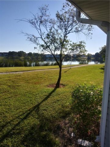 3437 NW 44th St 104, Oakland Park, FL 33309