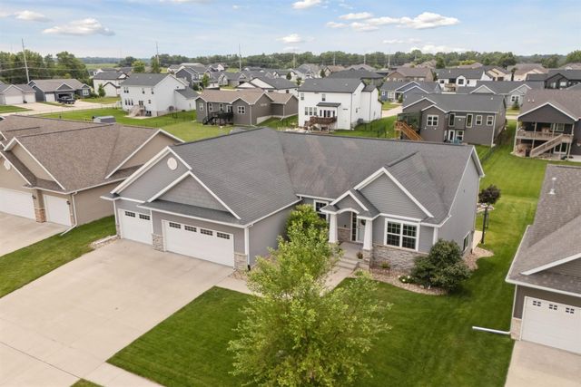 4301 Granite Ridge Road, Cedar Falls, IA 50613
