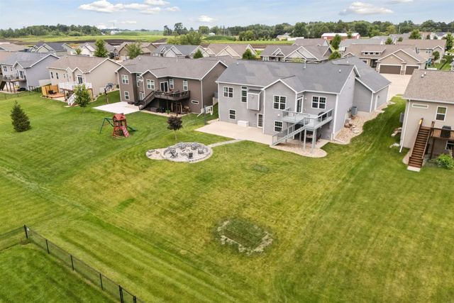 4301 Granite Ridge Road, Cedar Falls, IA 50613