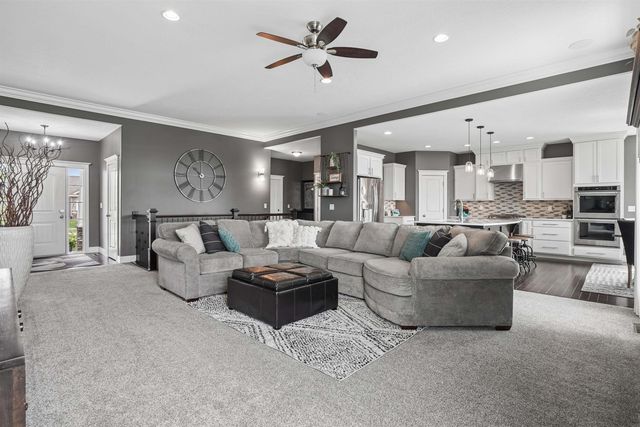 4301 Granite Ridge Road, Cedar Falls, IA 50613