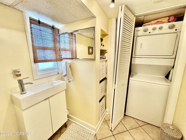 109 Poole Avenue, Union Beach, NJ 07735