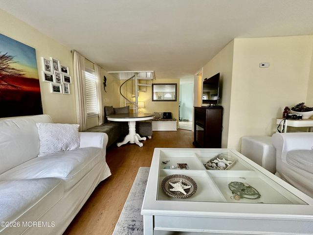 109 Poole Avenue, Union Beach, NJ 07735