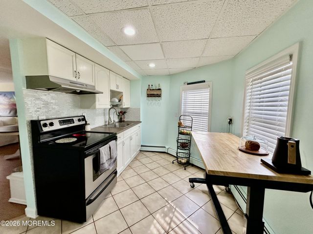 109 Poole Avenue, Union Beach, NJ 07735