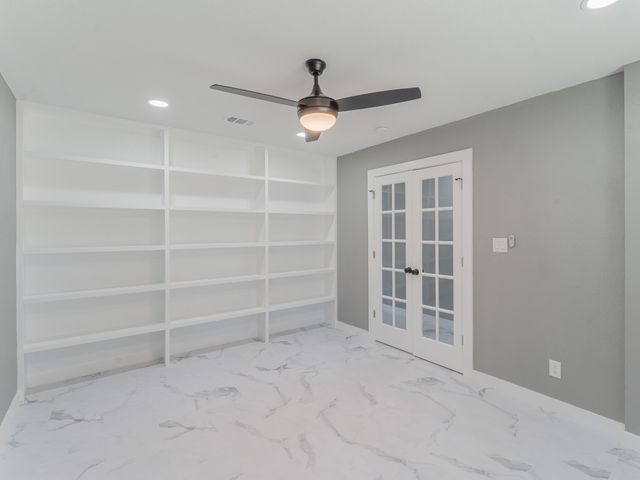 709 E Clay Street, Bowie, TX 76230