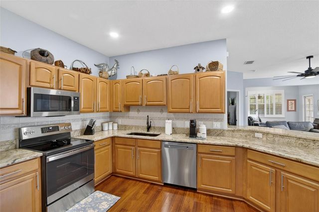 2649 EAGLE GREENS DRIVE 2649, Plant City, FL 33566