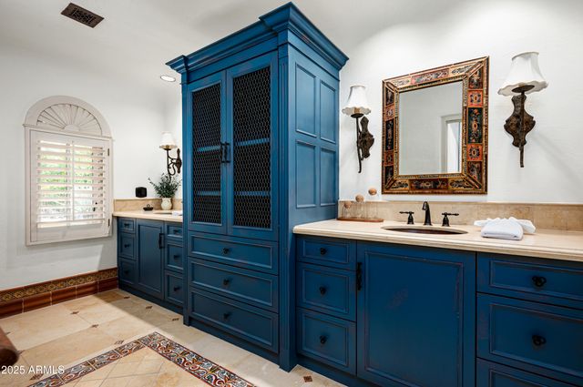 6019 N 62ND Place, Paradise Valley, AZ 85253