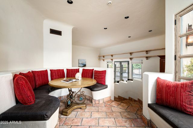 6019 N 62ND Place, Paradise Valley, AZ 85253