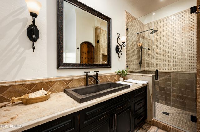 6019 N 62ND Place, Paradise Valley, AZ 85253