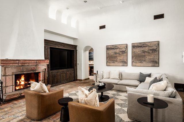 6019 N 62ND Place, Paradise Valley, AZ 85253