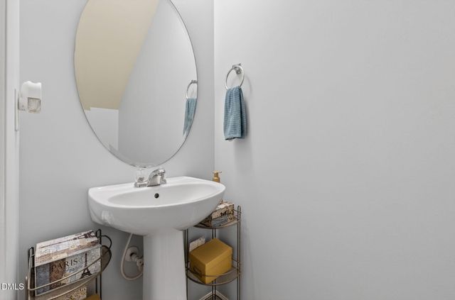 8317 Hollister Hills Drive, Raleigh, NC 27616