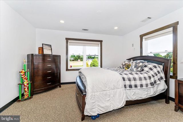 11803 DORCHESTER CT, Smithsburg, MD 21783