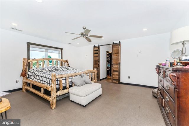 11803 DORCHESTER CT, Smithsburg, MD 21783