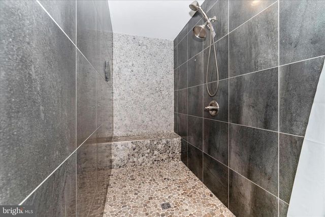 11803 DORCHESTER CT, Smithsburg, MD 21783