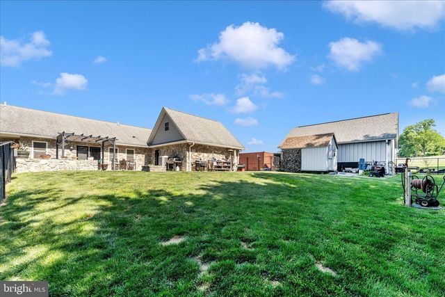 11803 DORCHESTER CT, Smithsburg, MD 21783