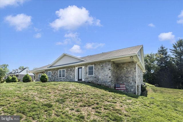 11803 DORCHESTER CT, Smithsburg, MD 21783