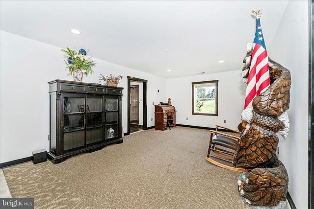 11803 DORCHESTER CT, Smithsburg, MD 21783