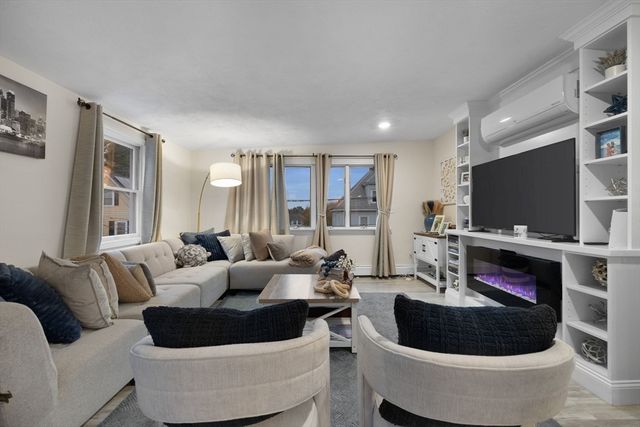 26 Clay Ave, Everett, MA 02149