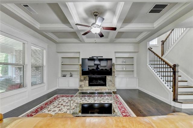 4922 Park Vale Drive, Sugar Hill, GA 30518