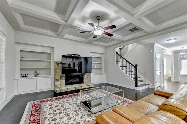 4922 Park Vale Drive, Sugar Hill, GA 30518