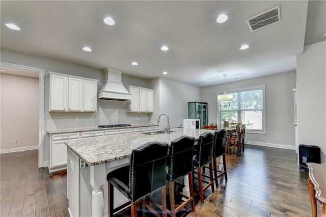 4922 Park Vale Drive, Sugar Hill, GA 30518