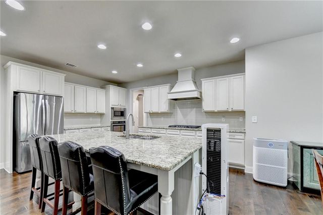 4922 Park Vale Drive, Sugar Hill, GA 30518