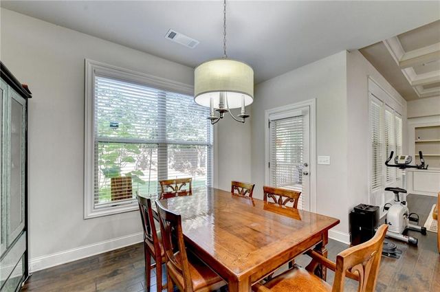 4922 Park Vale Drive, Sugar Hill, GA 30518