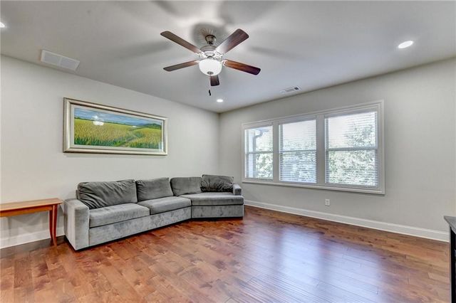 4922 Park Vale Drive, Sugar Hill, GA 30518