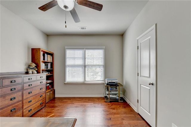 4922 Park Vale Drive, Sugar Hill, GA 30518
