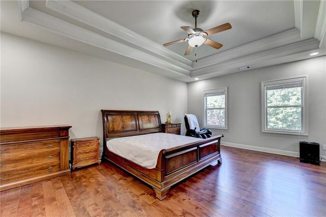4922 Park Vale Drive, Sugar Hill, GA 30518