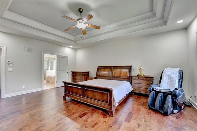 4922 Park Vale Drive, Sugar Hill, GA 30518
