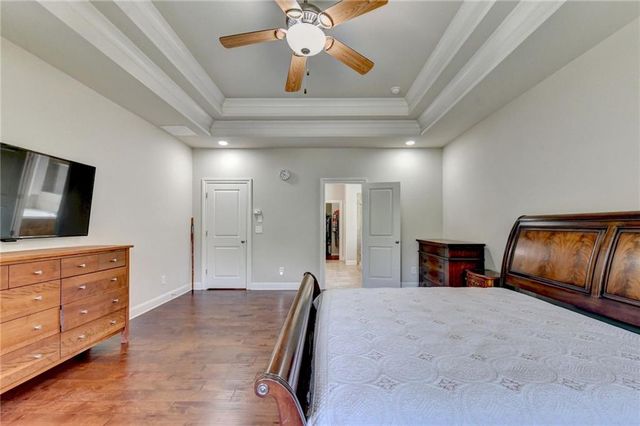 4922 Park Vale Drive, Sugar Hill, GA 30518