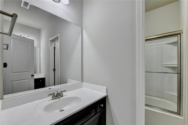4922 Park Vale Drive, Sugar Hill, GA 30518