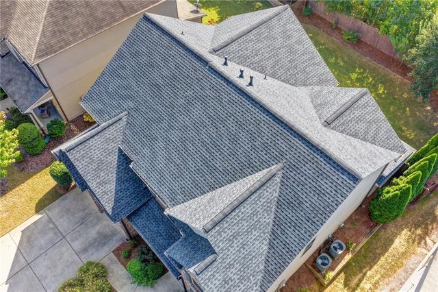 4922 Park Vale Drive, Sugar Hill, GA 30518