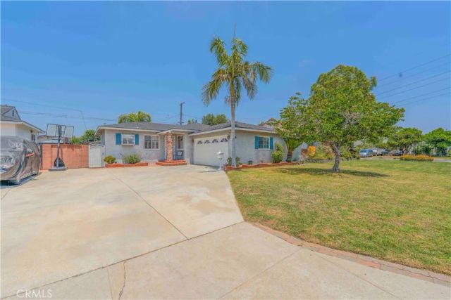 10473 Barnwall, Bellflower, CA 90706