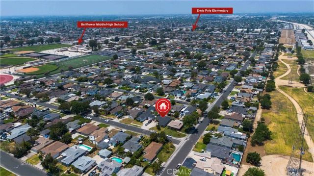 10473 Barnwall, Bellflower, CA 90706