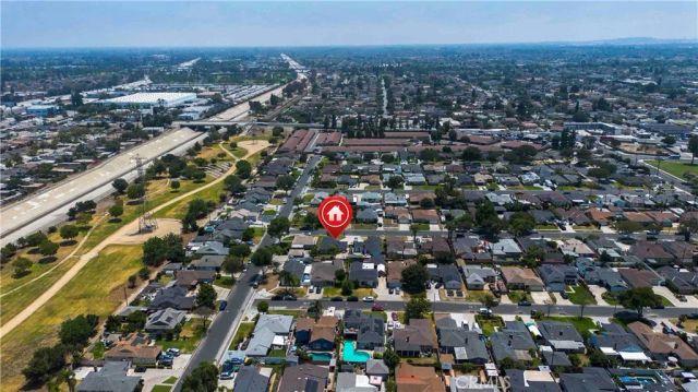 10473 Barnwall, Bellflower, CA 90706