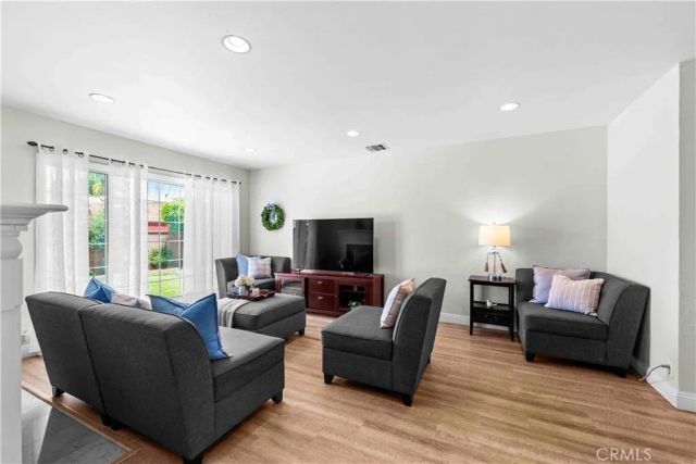 10473 Barnwall, Bellflower, CA 90706