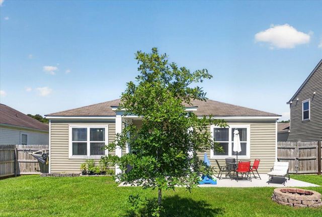 212 Rubles Lane, Moncks Corner, SC 29461