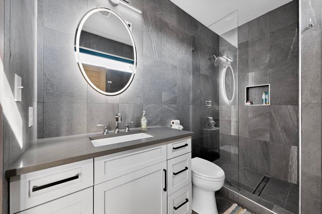 8839 Southern Shore Court, Kemp, TX 75143