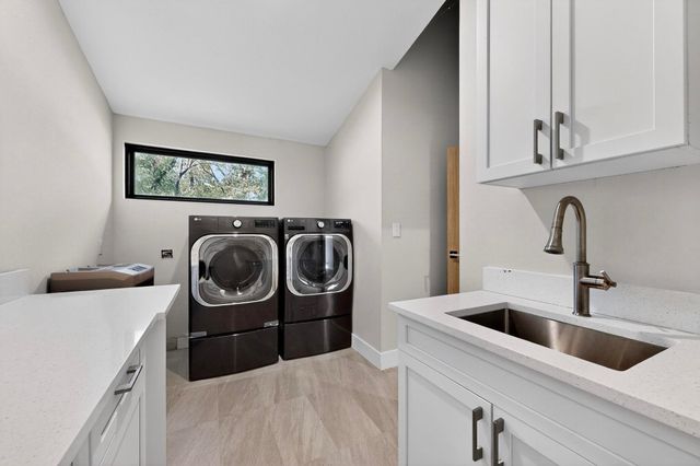 8839 Southern Shore Court, Kemp, TX 75143