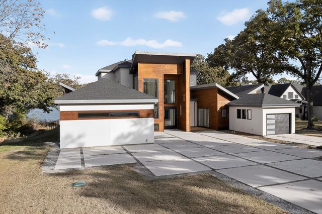 8839 Southern Shore Court, Kemp, TX 75143