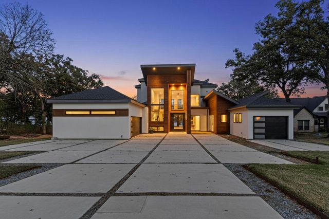 8839 Southern Shore Court, Kemp, TX 75143