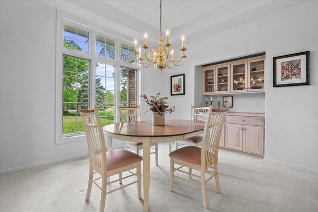 219 Muirfield COURT, North Prairie, WI 53153