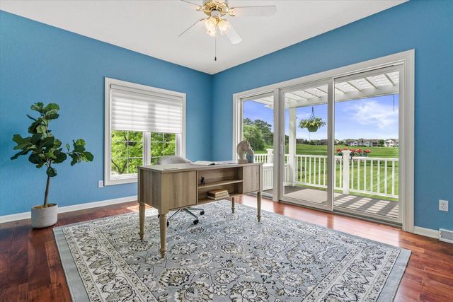 219 Muirfield COURT, North Prairie, WI 53153